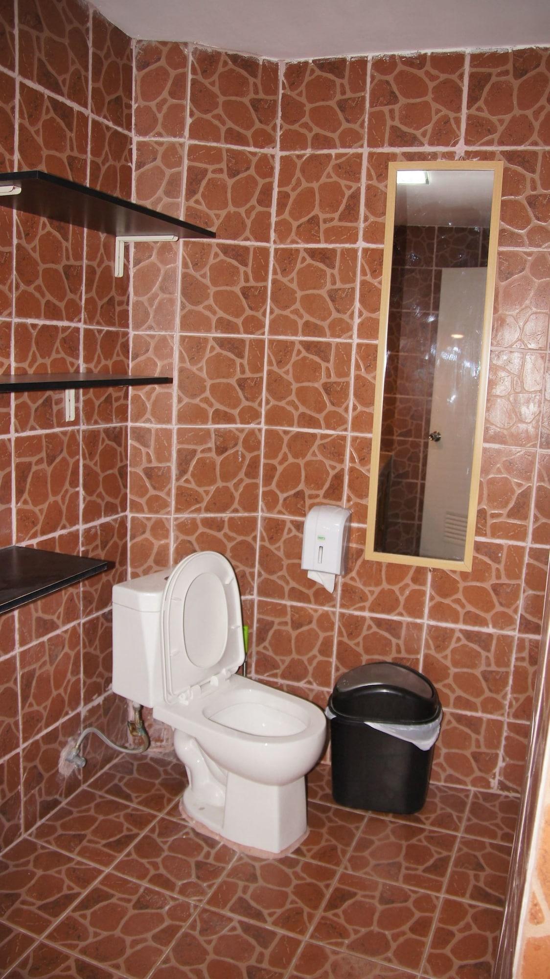 MB's Garden Inn Lapu-Lapu City Buitenkant foto